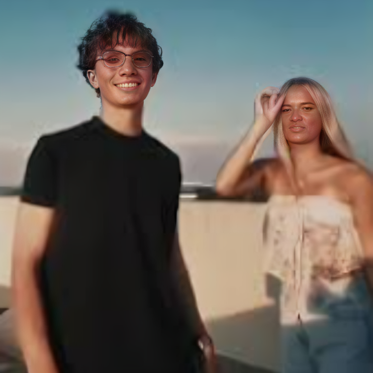 Gio Cascaes and Grayson Braswell are currently in a relationship.